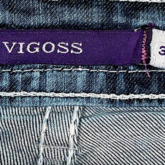 Vigoss size 3 Capri jeans, rolled cuffs, medium wash, some distressing EUC - Picture 11 of 14